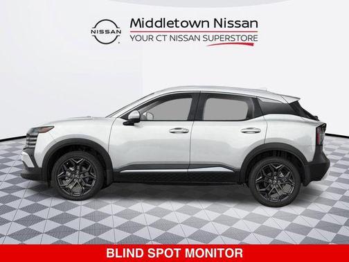 Aspen White Tricoat 2026 Nissan Kicks SR