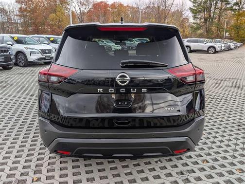 2021 Nissan Rogue S