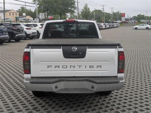 2004 Nissan Frontier XE King Cab