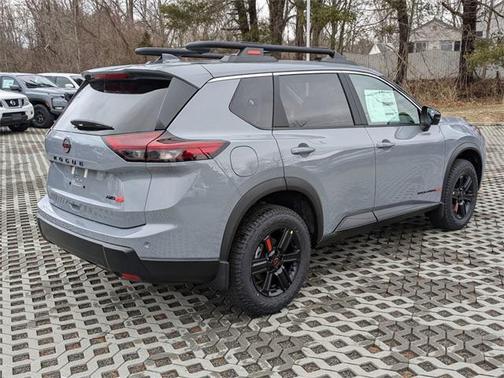 2025 Nissan Rogue Rock Creek