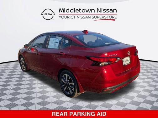 Scarlet Ember Tintcoat 2025 Nissan Versa 1.6 SV