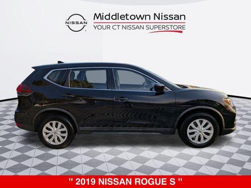 2019 Nissan Rogue S