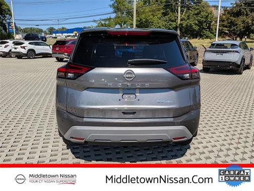 2022 Nissan Rogue SV