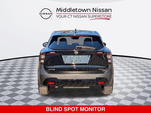 2025 Nissan Kicks SV