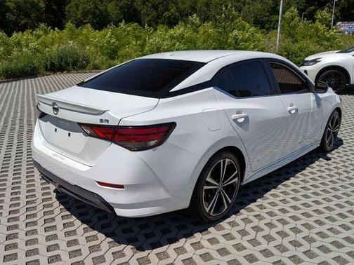 Aspen White Tricoat 2021 Nissan Sentra SR