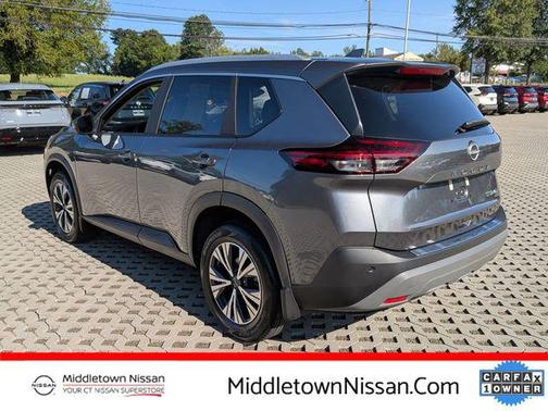 2022 Nissan Rogue SV