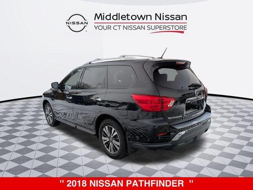2018 Nissan Pathfinder SV