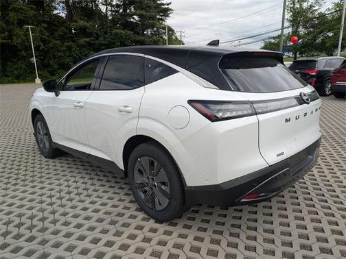 2025 Nissan Murano SL