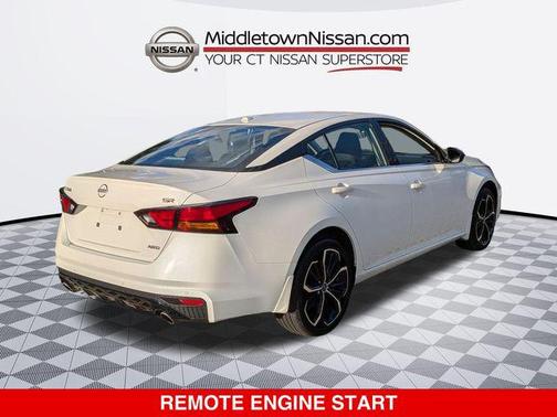 2024 Nissan Altima SR Intelligent AWD