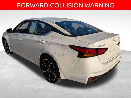 2024 Nissan Altima SR Intelligent AWD