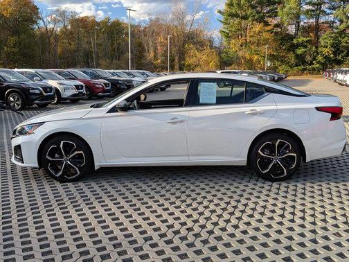 2024 Nissan Altima SR Intelligent AWD