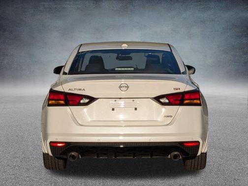2024 Nissan Altima SR Intelligent AWD