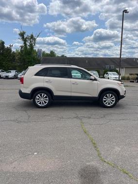2011 Kia Sorento LX