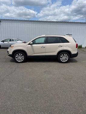 2011 Kia Sorento LX