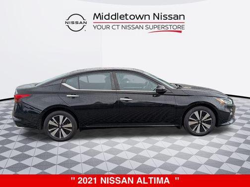 2021 Nissan Altima 2.5 SV