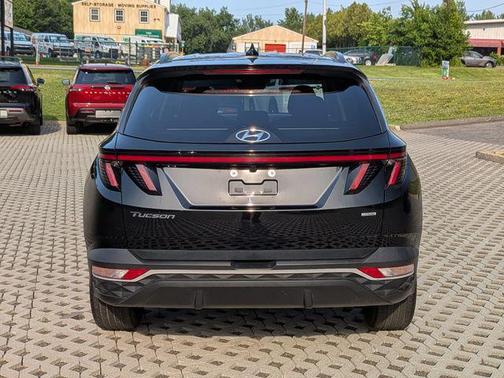 Phantom Black 2022 Hyundai TUCSON SEL