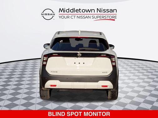 2025 Nissan Kicks SV