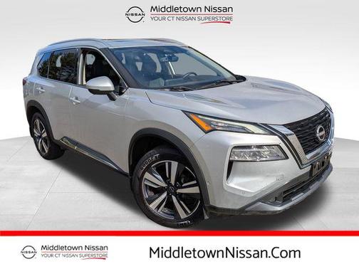 2022 Nissan Rogue SL