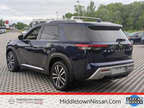 2024 Nissan Pathfinder Platinum 4WD