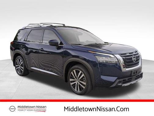 2024 Nissan Pathfinder Platinum 4WD