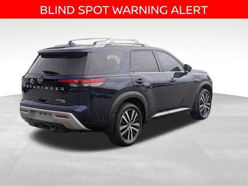2024 Nissan Pathfinder Platinum 4WD