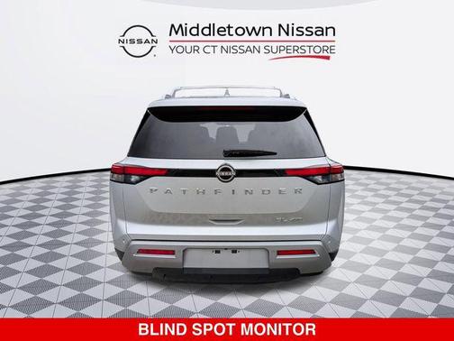 Brilliant Silver Metallic 2022 Nissan Pathfinder SL 4WD