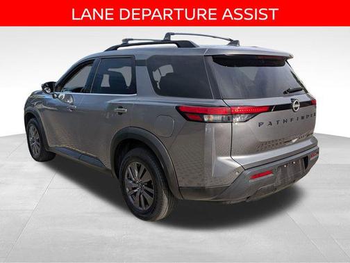 2023 Nissan Pathfinder SV 4WD