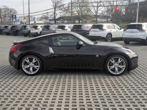 2010 Nissan 370Z Touring
