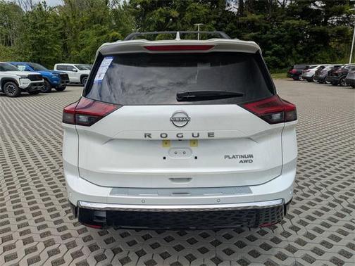 2025 Nissan Rogue Platinum