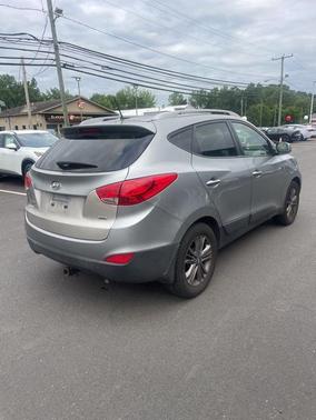 2015 Hyundai TUCSON SE
