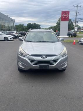 2015 Hyundai TUCSON SE
