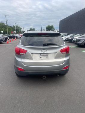 2015 Hyundai TUCSON SE