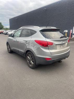 2015 Hyundai TUCSON SE