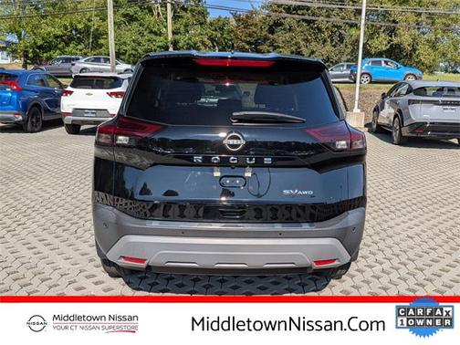 2022 Nissan Rogue SV