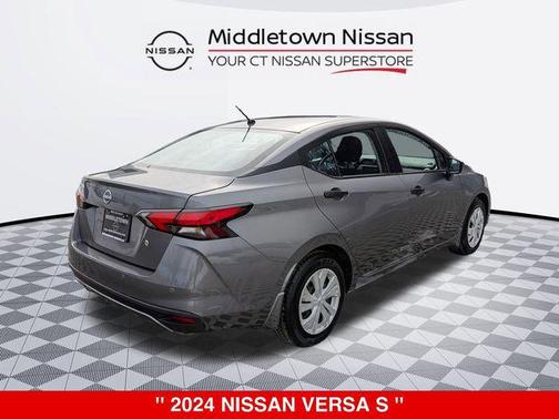 2024 Nissan Versa 1.6 S