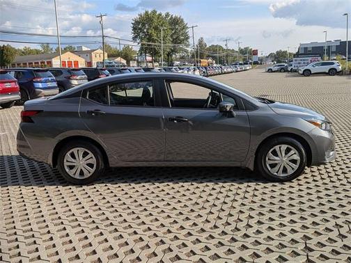 2024 Nissan Versa 1.6 S