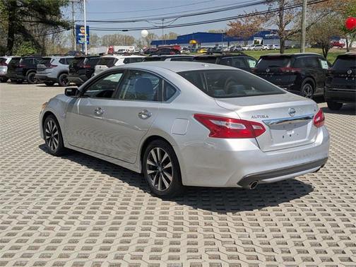 2017 Nissan Altima 2.5 SV