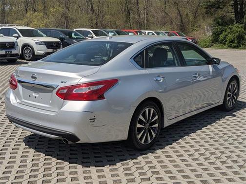 2017 Nissan Altima 2.5 SV