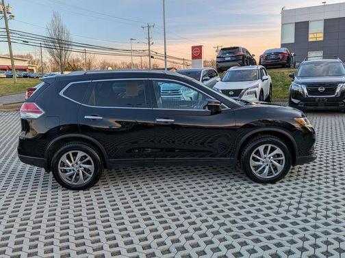 2015 Nissan Rogue SL