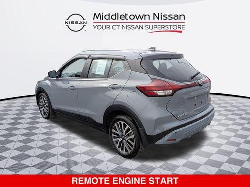 2023 Nissan Kicks SV