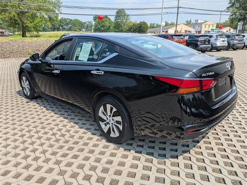 2023 Nissan Altima S FWD