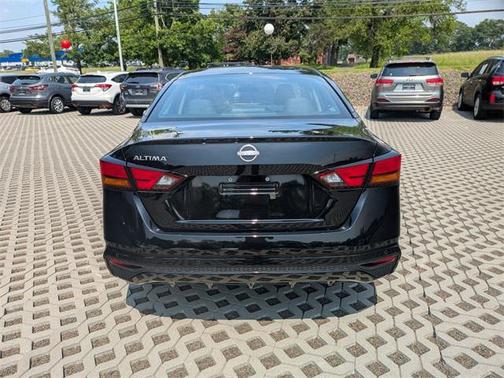 2023 Nissan Altima S FWD