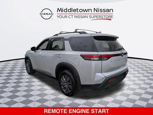 Brilliant Silver Metallic 2025 Nissan Pathfinder SV 4WD