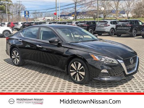 2022 Nissan Altima 2.5 SV