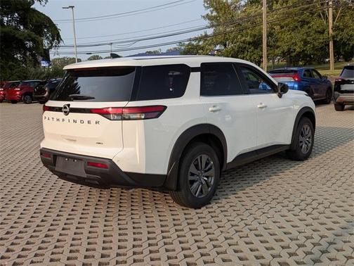 2025 Nissan Pathfinder S 4WD