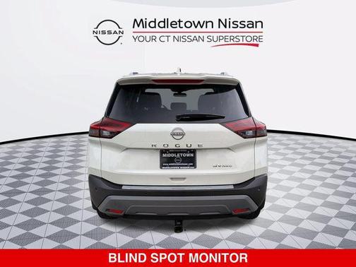 Pearl White Tricoat 2023 Nissan Rogue SV