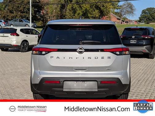 2024 Nissan Pathfinder S 4WD
