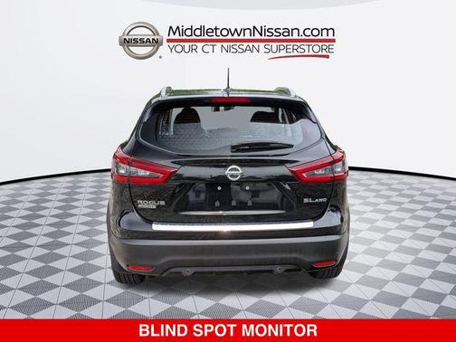 2022 Nissan Rogue Sport SL