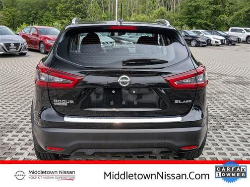 2022 Nissan Rogue Sport SL
