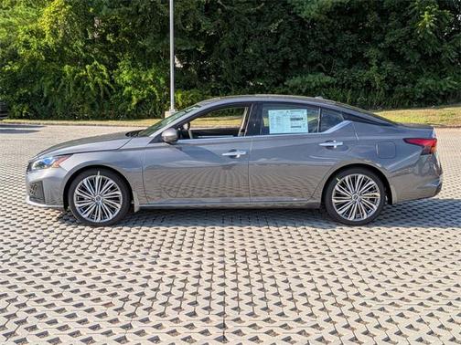 2025 Nissan Altima 2.5 SL